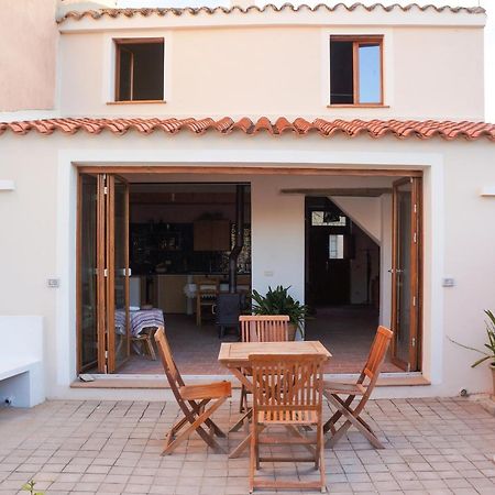 Beni Benius - Typical Restored House In Nurachi Exterior foto