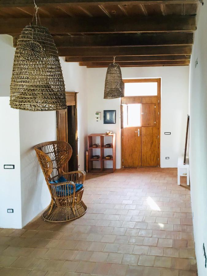 Beni Benius - Typical Restored House In Nurachi Exterior foto